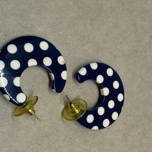 Costume Jewelry Navy blue polka dot Pierced Earrings, Plastic Half hoop 80's